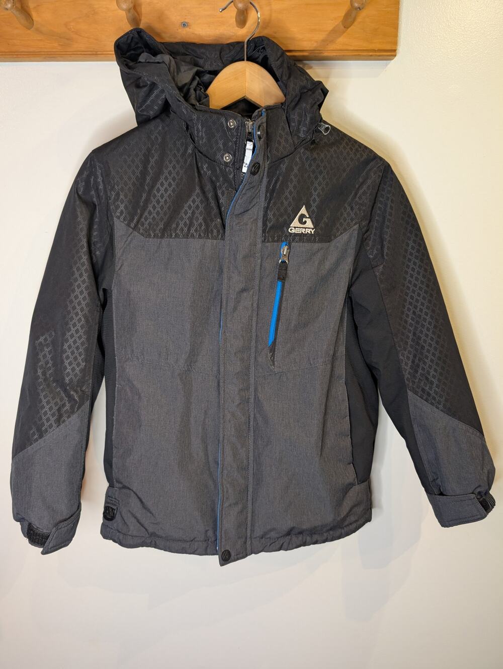 Gerry Boys Hooded Winter Jacket Gray Insulated Zip In System M 10/12